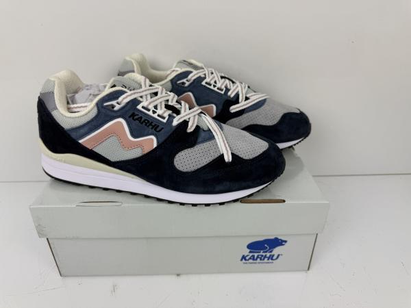 Verzendveiling | Karhu Sneakers