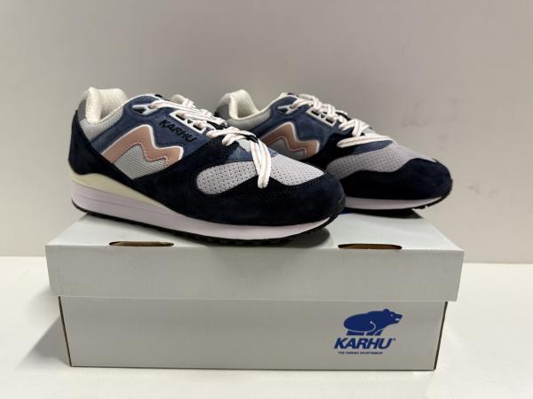 Karhu Synchron Classic (Maat 40.5)