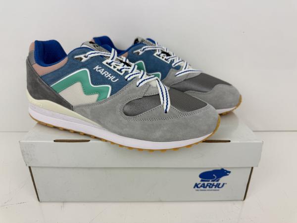 Karhu Synchron Classic (Maat 46.5)