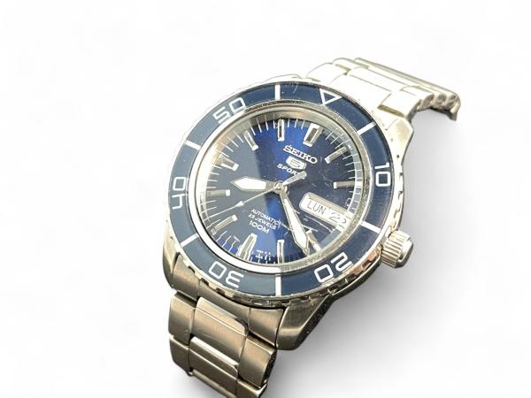 Betrouwbaar Seiko 5 Sports Horloge - 23 Jewels 