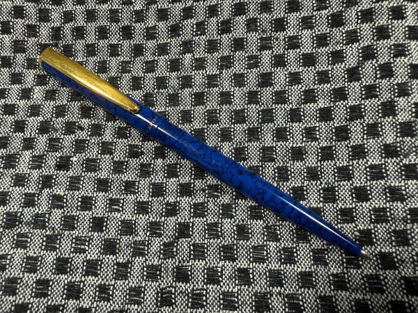 Capitol Vintage Vulpotlood – Metallic Blue