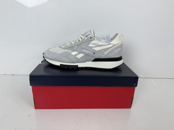 Reebok LX2200 Unisex Sneakers | Maat 40.5