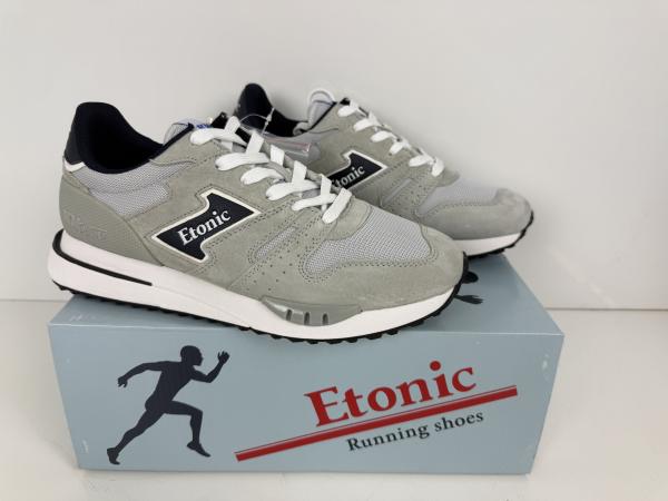 Etonic Quasar (Maat 42)