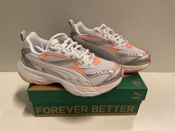 Puma Morphic (Maat  38)